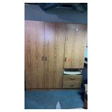 CLOTHES CLOSET - MISSING A DRAWER