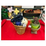 Decor Bundle with Planters