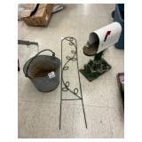 Metal Bucket, Decor, Stake