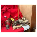 Decor Lot Including Ship