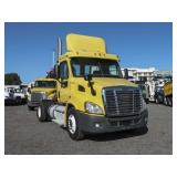 2011 FREIGHTLINER CASCADIA Single Axle Daycab,