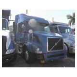 2007 VOLVO VNL670 Tandem Axle Sleeper