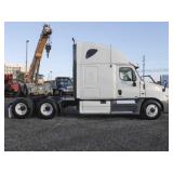 2012 FREIGHTLINER CASCADIA Tandem Axle Sleeper 2012 FREIGHTLINER CASCADIA Tandem Axle Sleeper