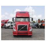 2009 VOLVO VNL670 Tandem Axle Sleeper