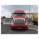 2010 PETERBILT 387 Tandem Axle Sleeper,