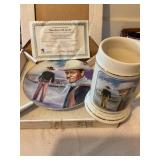 John Wayne collectors plate Showdown with Laredo