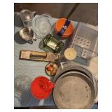 Misc kitchen ware, funnels, cake & pie pans,