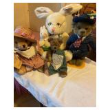 4 stuffed animals country collections, pick Ford