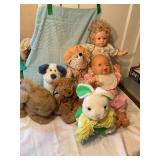 Tote w/ 10+ stuffed animals & 2 dolls 18' tallest