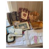 Misc tablecloth 46' x 48ï¿½, pictures, Longaberger