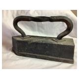 Cast iron horse weight, 11x6.5'