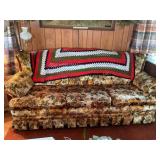 Couch 90' x 36ï¿½ x 40ï¿½ w/afghan