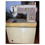 Singer portable sewing machine Touch n sew, not