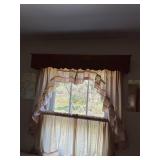 7 window shelves-40' longest, 34ï¿½ shortest