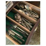 60+ Misc. Silver plate flatware, Rogerï¿½s, etc.