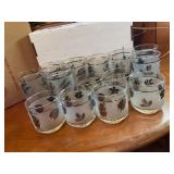 Libby? 6 silver leaf tumblers.& 8 silver leaf
