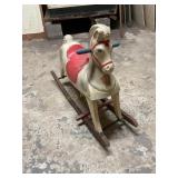 Vintage childï¿½s rocking horse 30' x 24ï¿½ x 10ï¿½