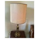 2 Tabletop lamps 32' working