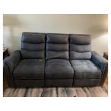 Couch w/2 manual reclining & 1 stationary seats,