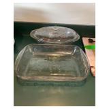 Anchor hocking 2 qt Glass casserole lidded dish,