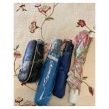 4 Umbrellas- golden retriever,etc