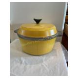Vtg. Harvest gold  club aluminum Club E Stock