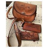 Vtg. Leather belt-32',wallets,purse 10'x8'x4'