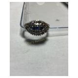 10 kt ring,, size 6 3/4, diamond chips