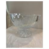 Pedestal glass bowl, crystal? 8 1/2' x 6 1/4'
