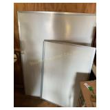 2 whiteboards 36 "x 48ï¿½ largest, show wear