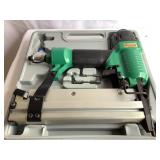 Grizzly nail gun w/plastic case