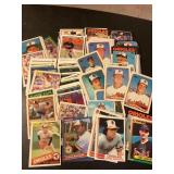 100+ Various Baltimore Orioles baseball cards
