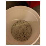 Ice melt in bucket, no shipping