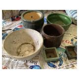 6 Ceramic flower pots/p,anters, tallest is 5"