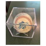 MLB Official 1989 World Series ball w/case