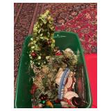 Tote w/ Christmas decor,
