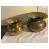 2  Brass spittoons, one has crack, 6.5x 825" &