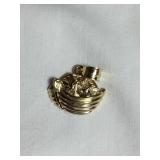 14 kt Noahï¿½s Ark pendant, 3/4", .08 oz.