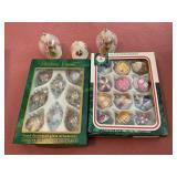 Vtg Glass Christmas ornaments Santaï¿½s World,etc