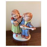 Goebel Hummel Figurine, Happy Days, 4.25"H