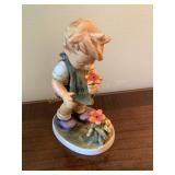 Goebel Hummel figurine, The Florist, 5"H