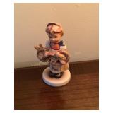 Goebel Hummel figurine, Pretzel Girl, 4.25"H