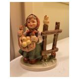 Hummel Goebel figure-Chicken Lickenï¿½ 4 1/2"