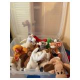 12 TY beanie babies w/tote