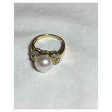 14 kt ladies ring w/pearl & diamond, tested,