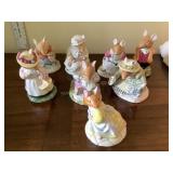 8 Royal Doulton mouse figurines, tallest is 3