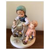 Goebel Hummel figurine, Homeward Bound, 1975,