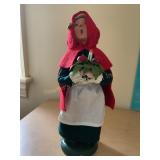 Byers Choice-Williamsburg-2006-Girl w/ Candle &