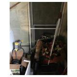 Corner lot - screens,bissell