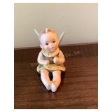 Goebel Hummel Club figurine, angel, 1964, 3"H,